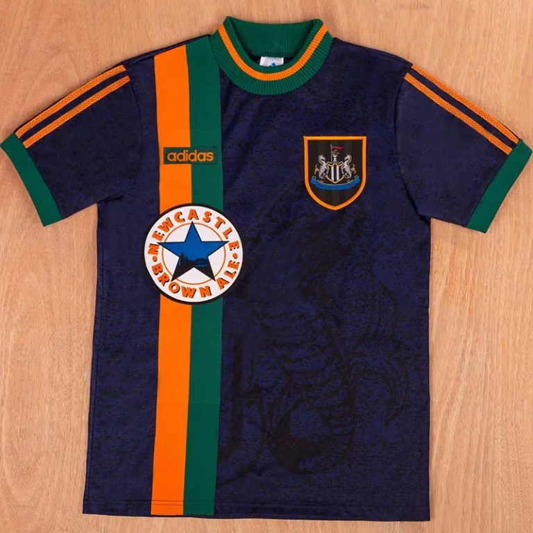 1997-1998 Newcastle - Camiseta RETRO - Suplente