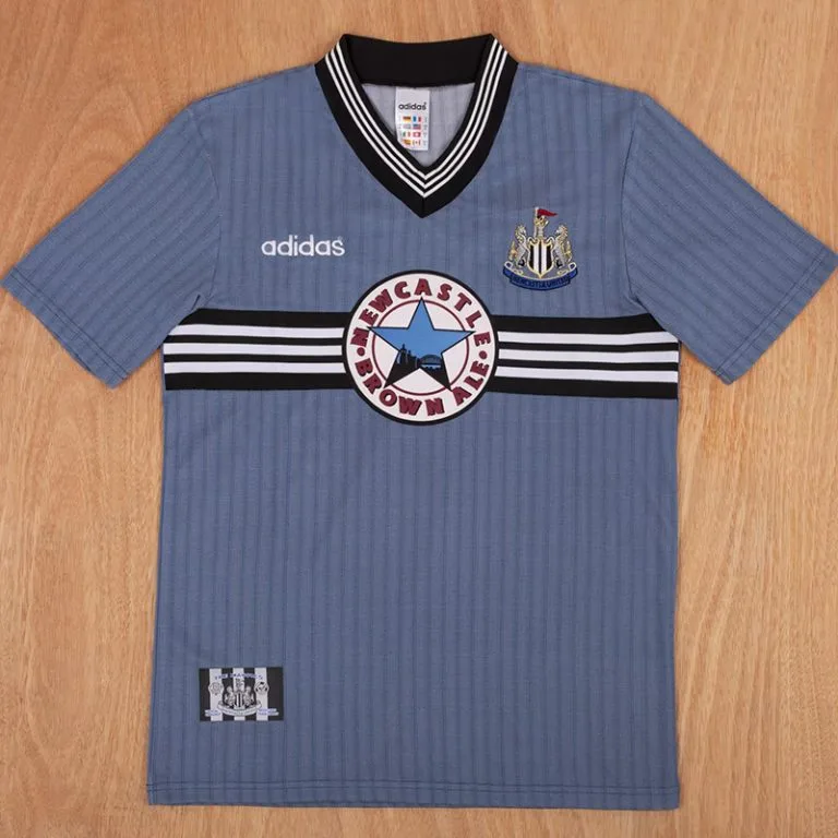 1995-1996 Newcastle - Camiseta RETRO - Suplente