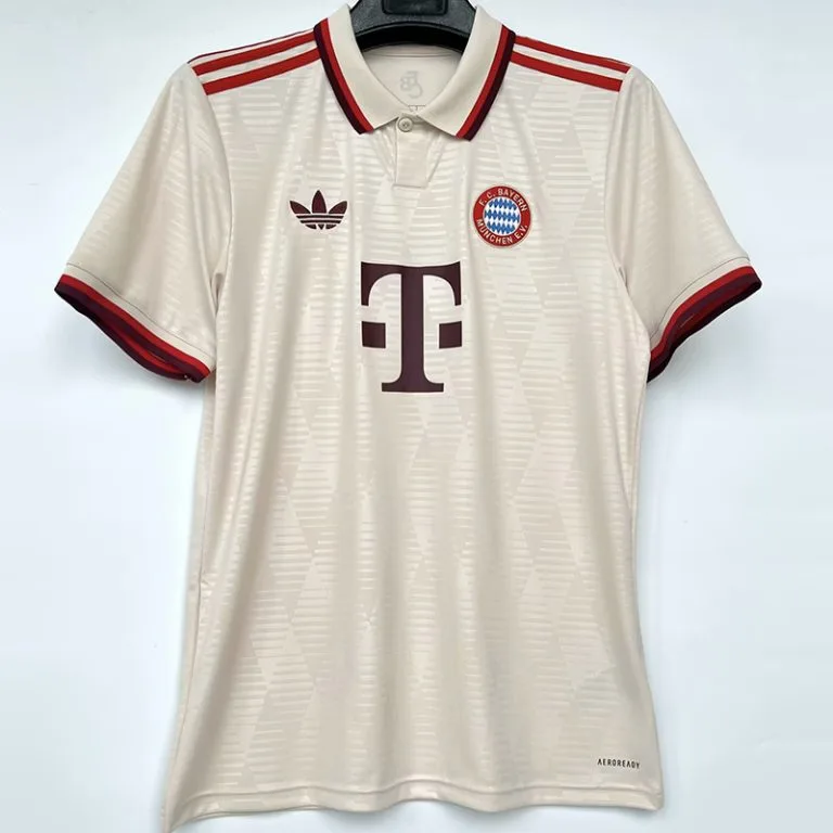 24-25 Bayern - Camiseta Versión Hincha - Tercera