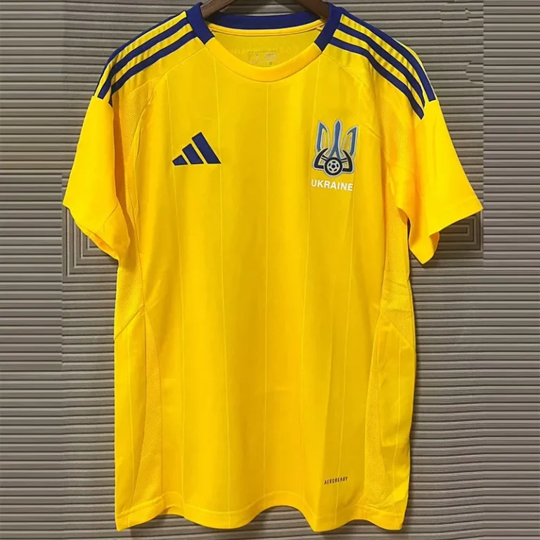 24-25 Ucrania - Camiseta Versión Hincha - Titular