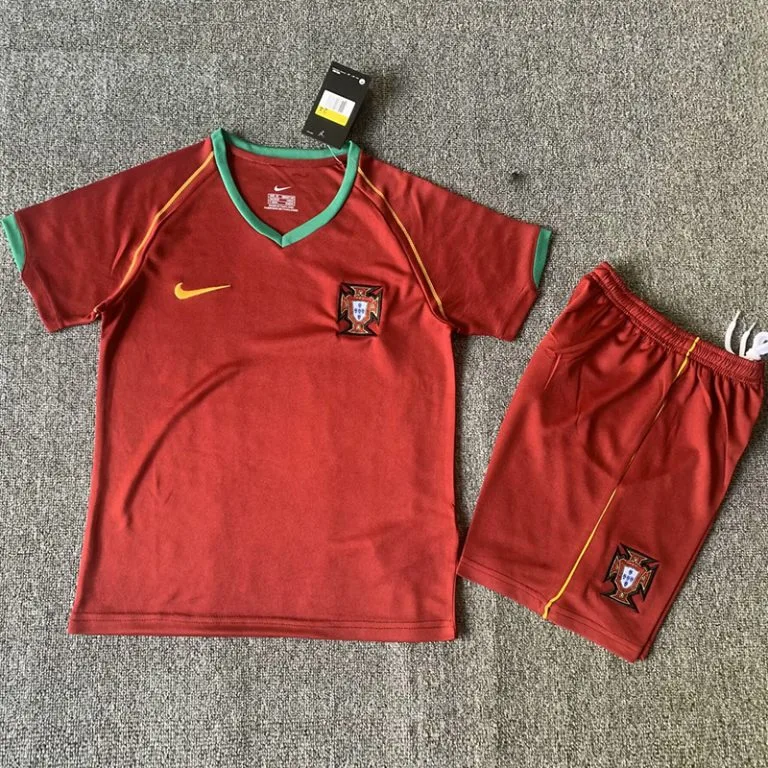 2006 Portugal - Camiseta Infantil RETRO - Titular