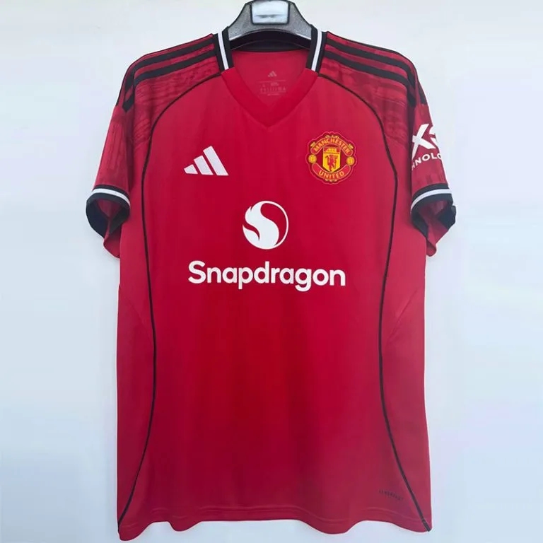 25-26 Man Utd - Camiseta Versión Hincha - Titular