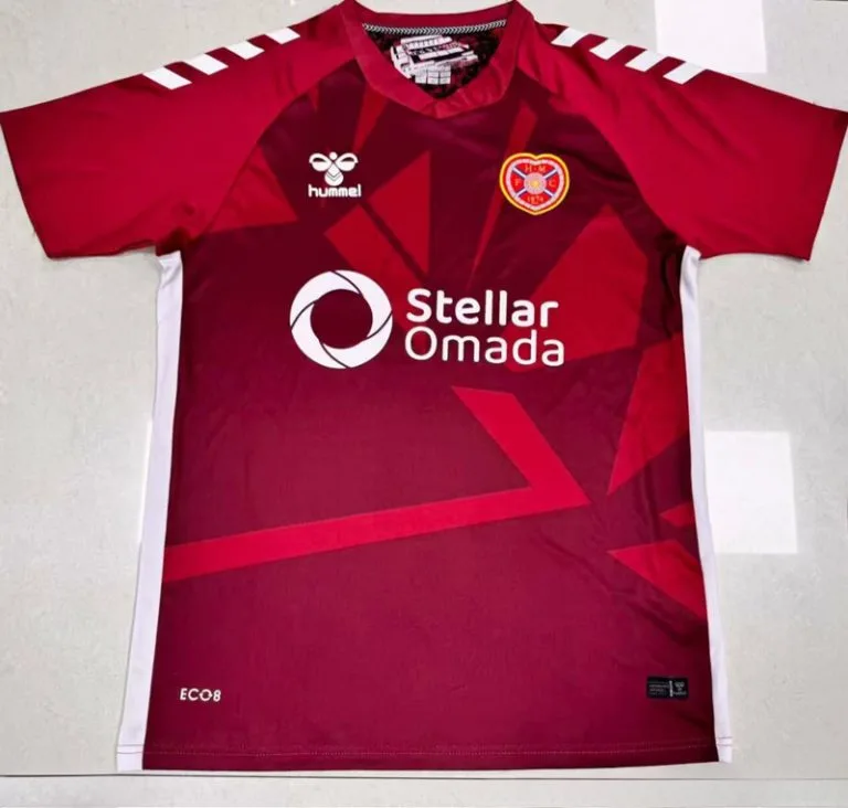 25-26 Heart - Camiseta Versión Hincha - Titular