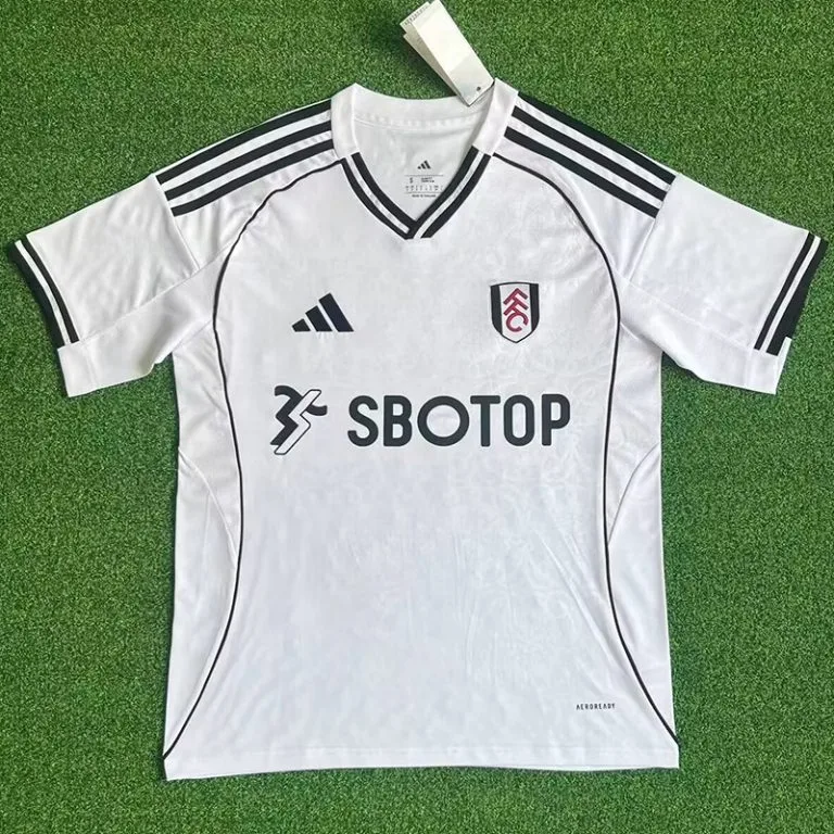 25-26 Fulham - Camiseta Versión Hincha - Titular