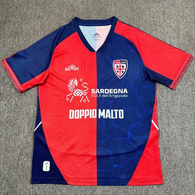 25-26 Cagliari - Camiseta Versión Hincha - Titular