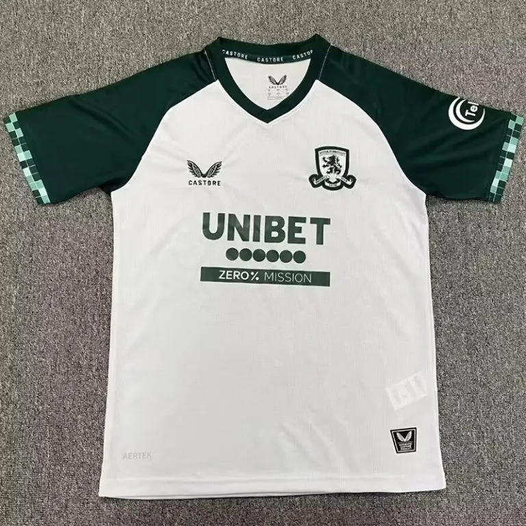 25-26 Middlesbrough - Camiseta Versión Hincha - Tercera