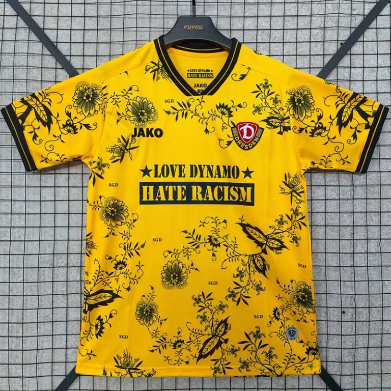 25-26 Dynamo Dresden - Camiseta - Edición Especial Hincha