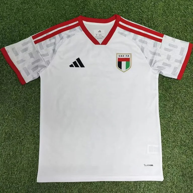26-27 Emiratos Árabes Unidos - Camiseta Versión Hincha - Titular